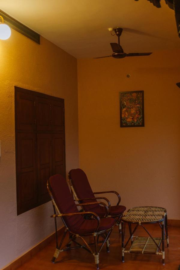 Panmana Canalview Private Cottage Azhikkal Ayiram Thengu المظهر الخارجي الصورة