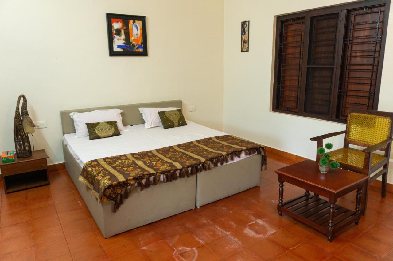 Panmana Canalview Private Cottage Azhikkal Ayiram Thengu المظهر الخارجي الصورة