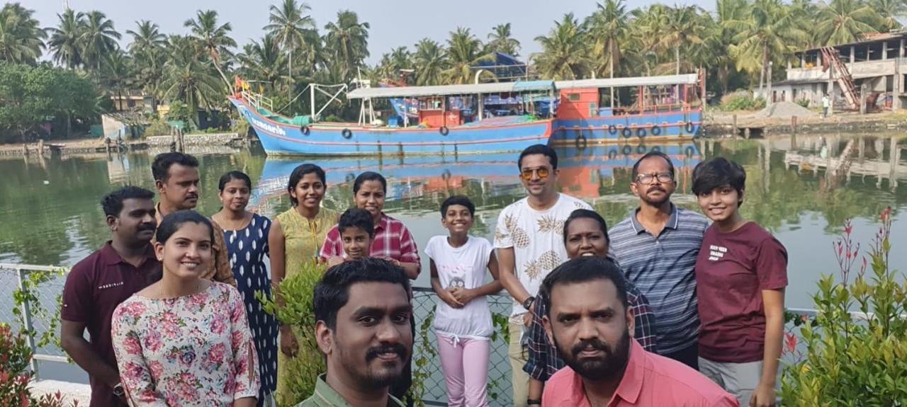 Panmana Canalview Private Cottage Azhikkal Ayiram Thengu المظهر الخارجي الصورة